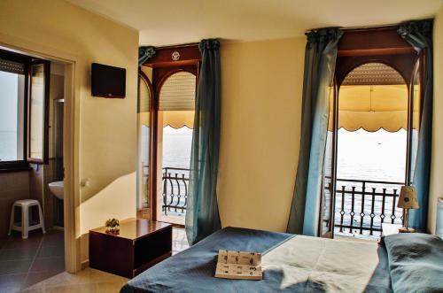 La Vista Postcard Hotel Lazise Exterior photo